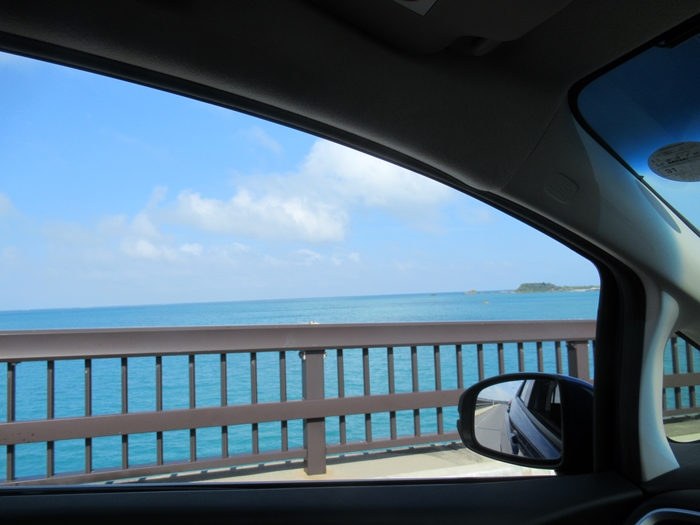 沖縄で当日レンタカーした話　ドライブした浜比嘉島の写真